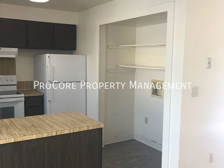 1216 S Juniper St — Photo 13