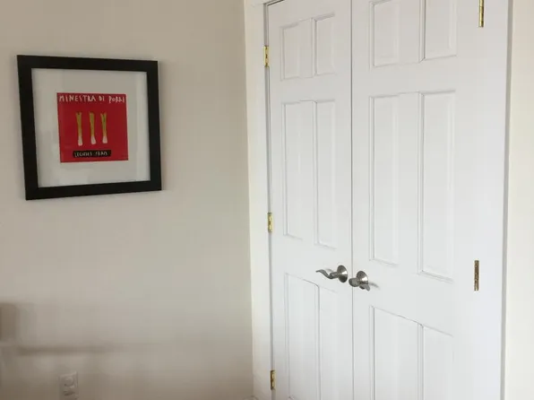 40 College St #210C, Burlington, VT 05401