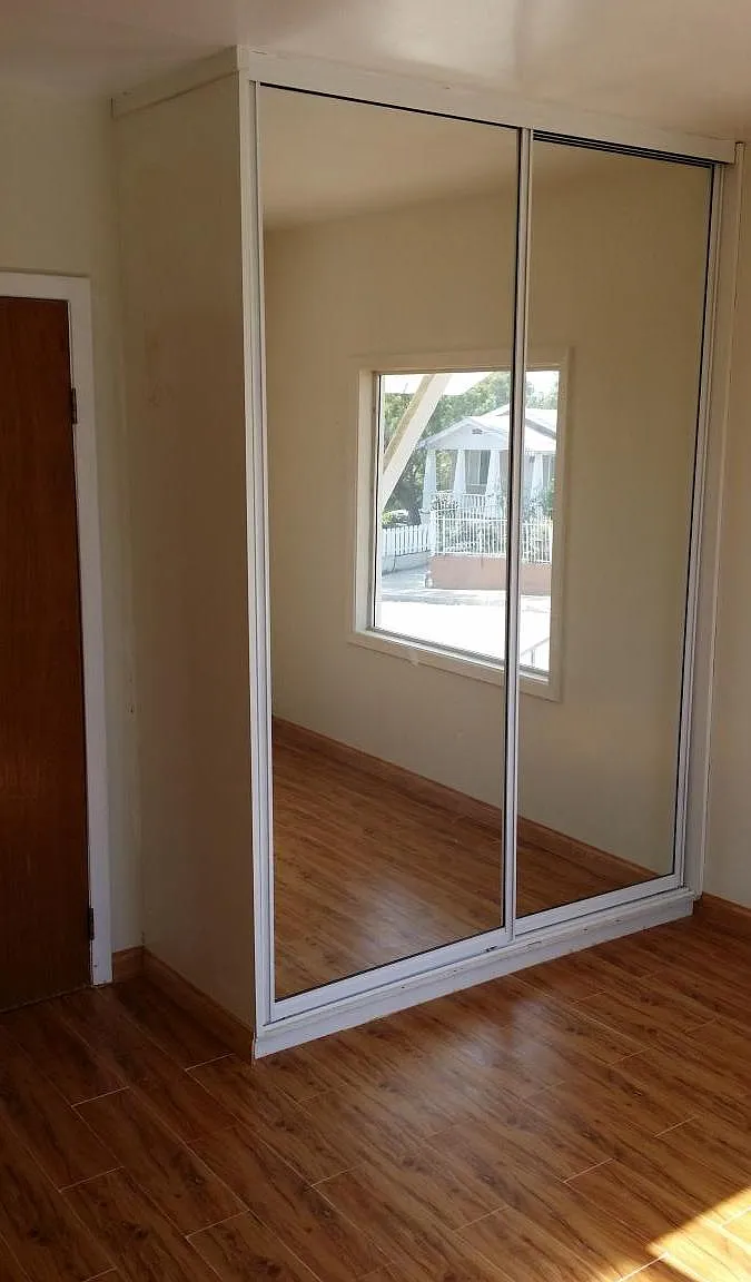3 bed, 1252 sqft, $3,000 — Photo 3