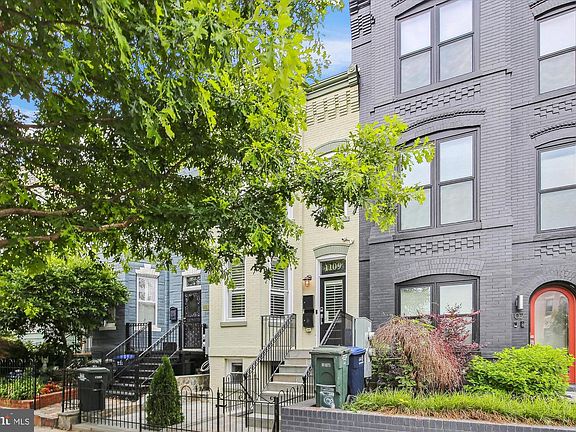 2nd image of 1109 I St NE