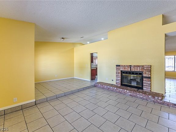 5th image of 6105 Sadler Dr