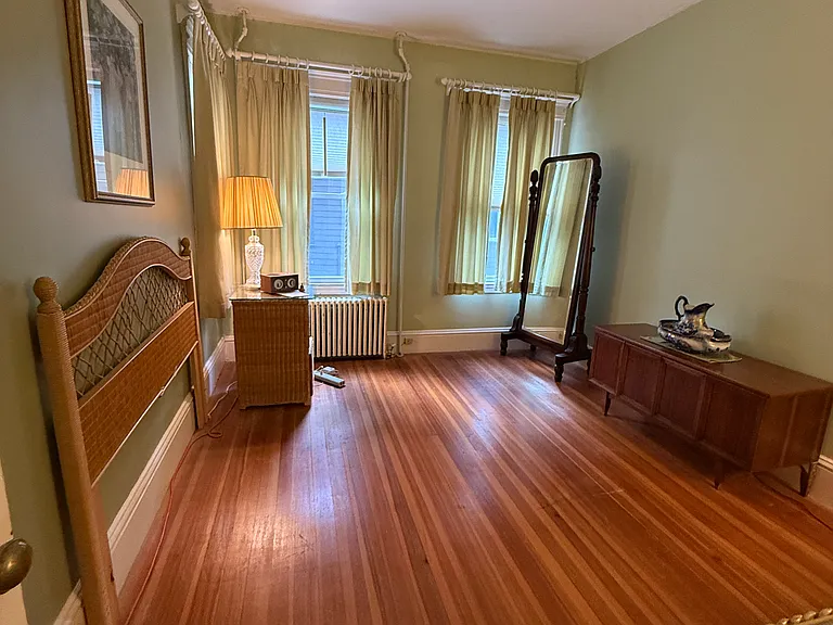 31 Fletcher St #1 — Photo 9