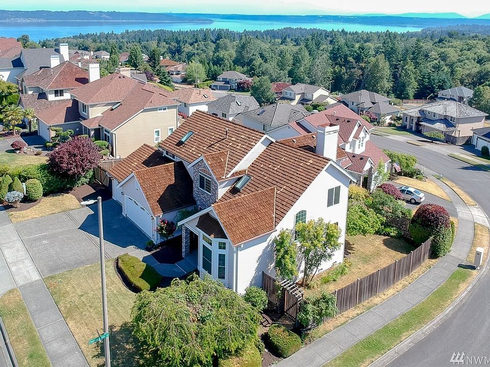 1st image of 5125 Orca Dr NE
