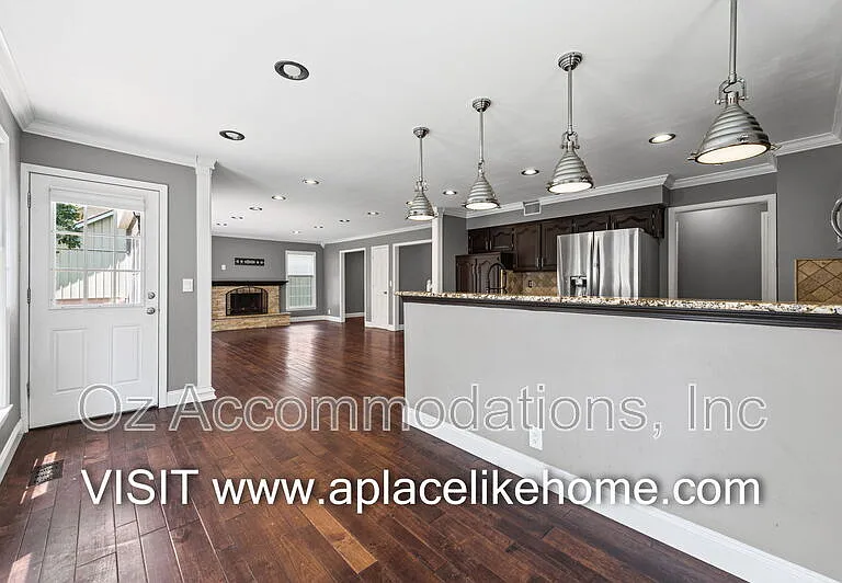 10508 Reeder St — Photo 14
