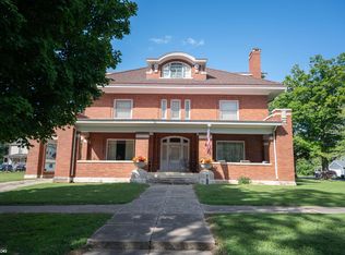 255 Polk St, Warsaw, IL