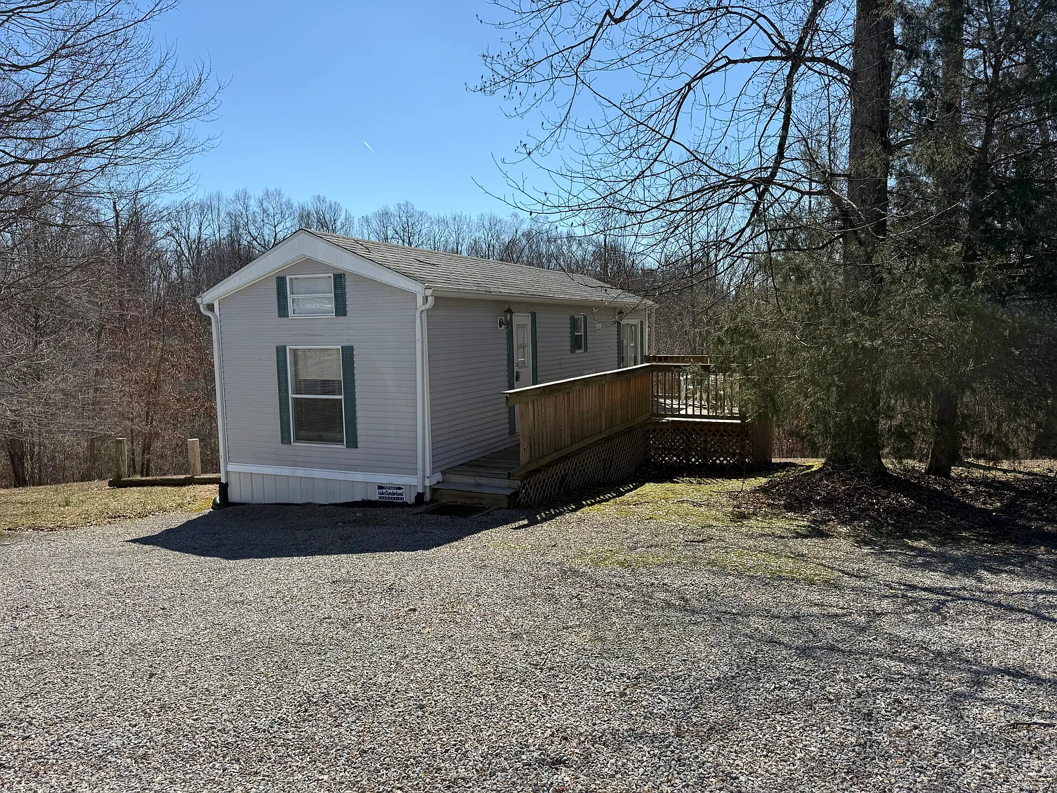 837 Crockett Rd photo 1