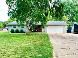 1316 Portside Ln, Green Bay, WI 54313