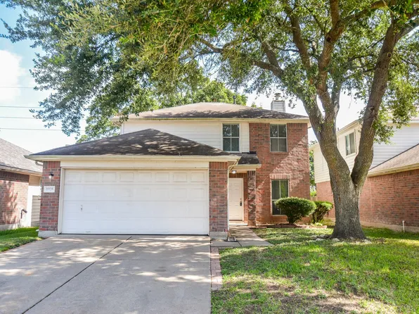 8826 Pecan Place Dr, Houston, TX 77071