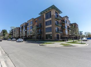 1070 Grandview Court, Minneapolis, MN 55421