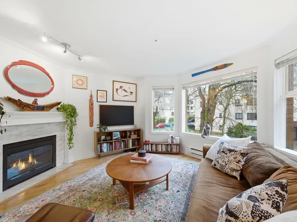 1405 Pendrell St, Vancouver, BC V6G 1S3