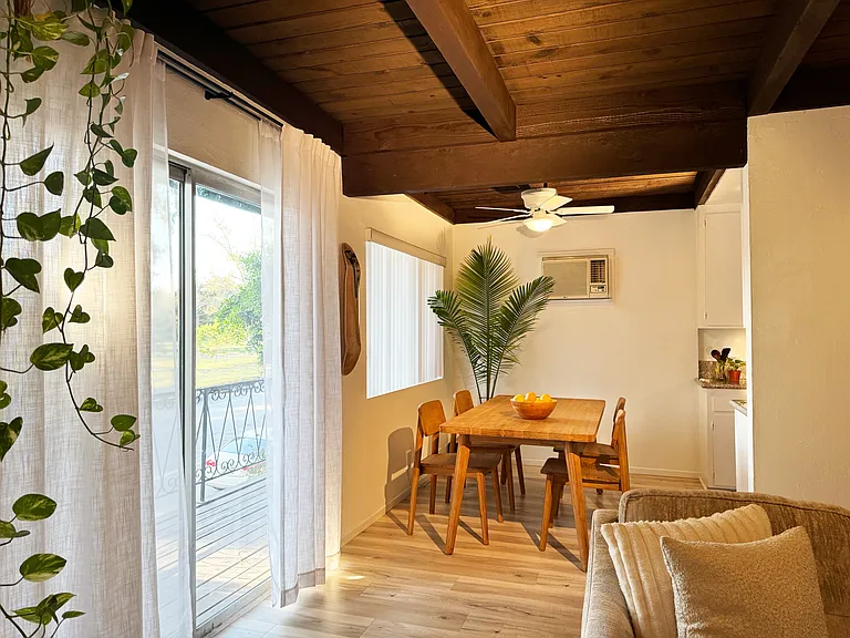 5030 Tujunga Ave #N — Photo 9
