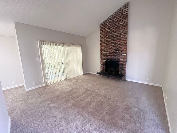 4th image of 3624-50 H St #42