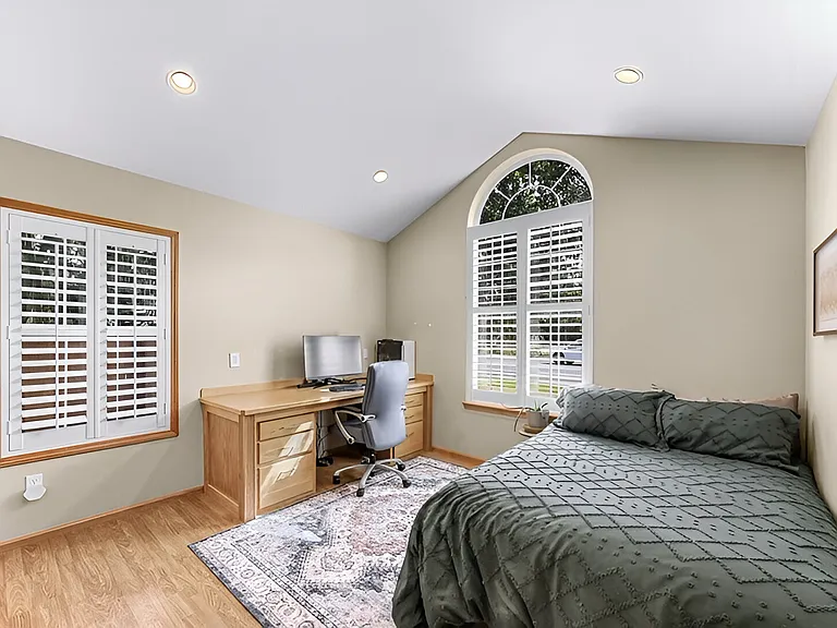 Birchwood Dr — Photo 12