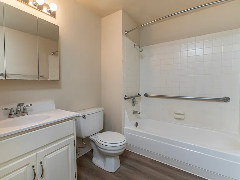 2 Bedroom 1 Bath 830 Sq Ft 2 Bedroom 1 Bath 830 Sq Ft