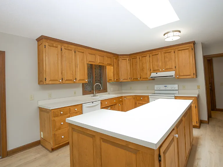 962 Water Oak Pl — Photo 15