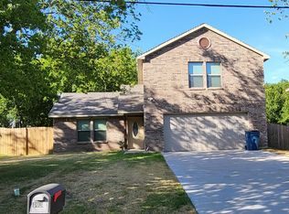 403 S 5th St, Alvarado, TX 76009