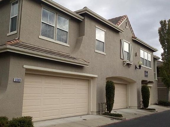 2nd image of 3303 Esplanade Cir