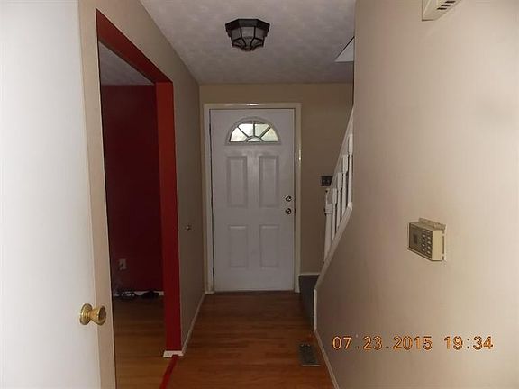 4th image of 264 Porter Dr