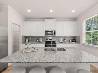 2803 Riverchess Ct SW, Atlanta, GA 30331