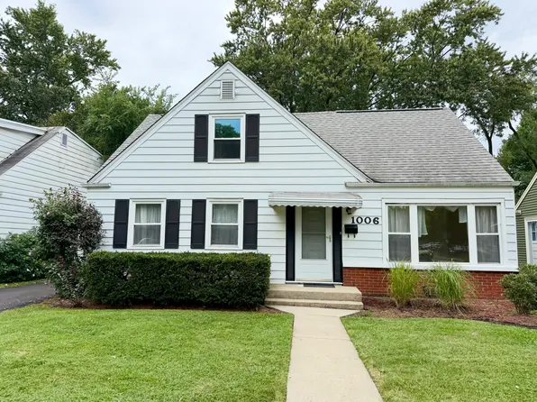 1006 N Dryden Ave, Arlington Heights, IL 60004