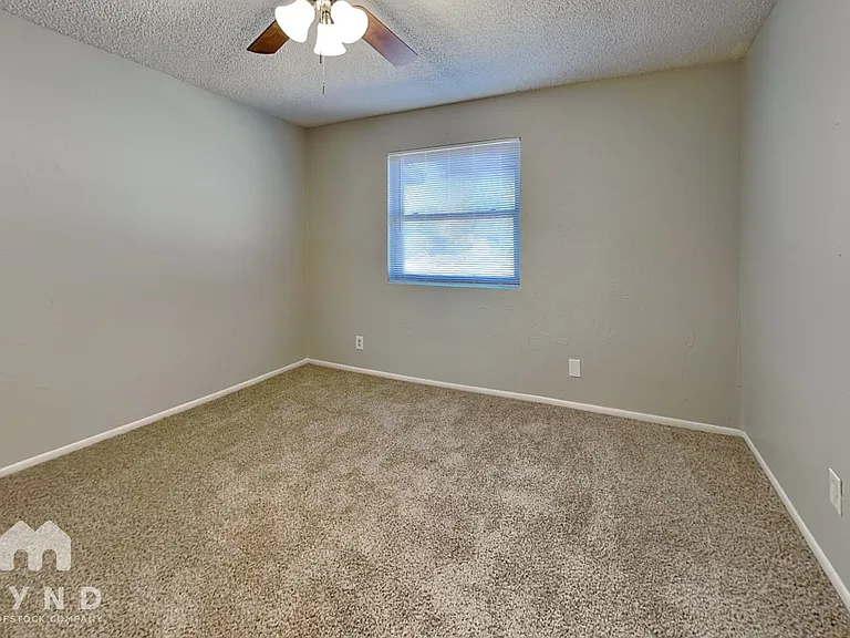 10716 N Arapaho Dr — Photo 13