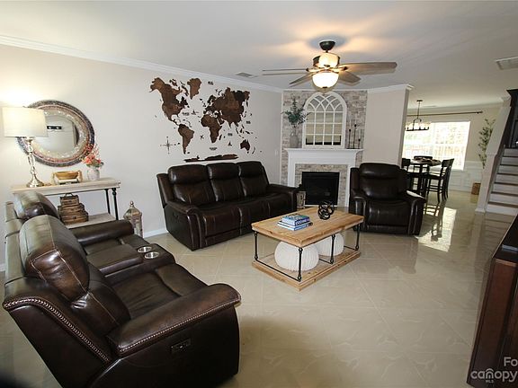 5th image of 11803 Thompson Farm Ln
