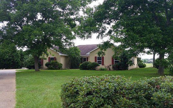 8850 Lake View Court