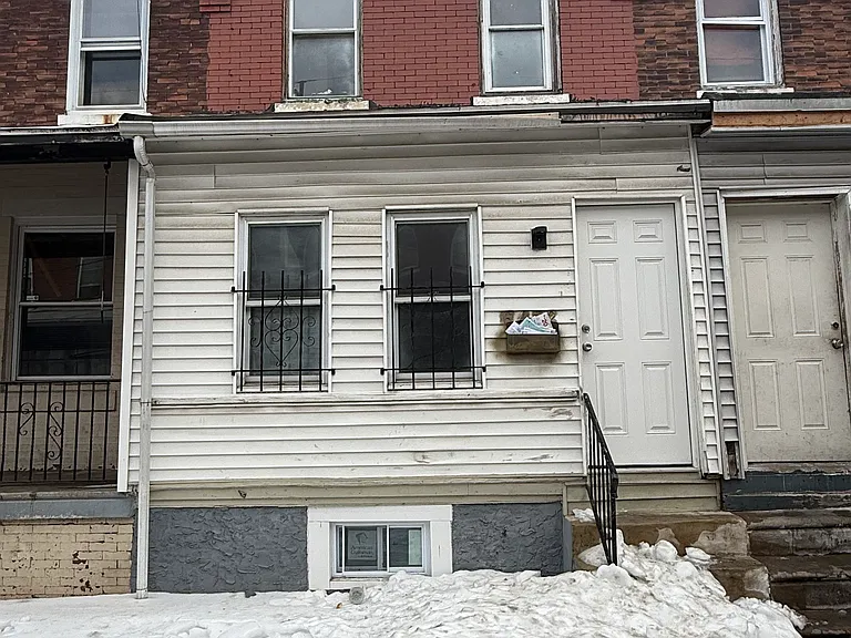 6412 Glenmore Ave #1 — Photo 1
