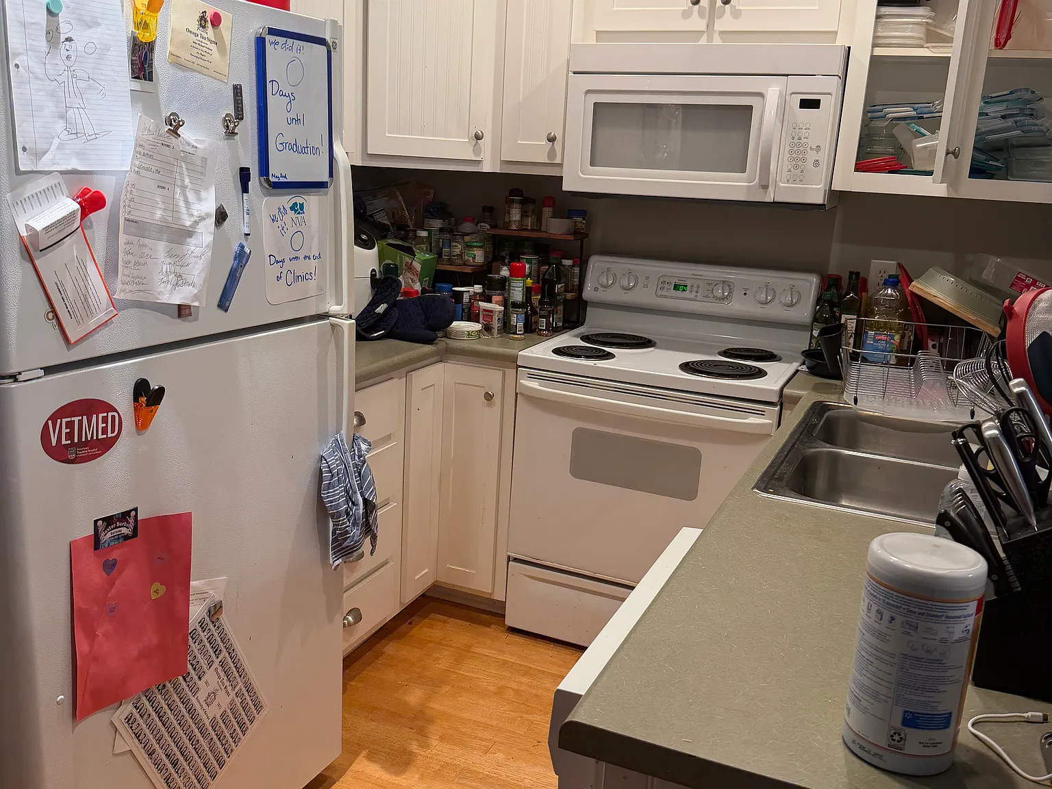 3 bed, 1444 sqft, $1,950 — Photo 3