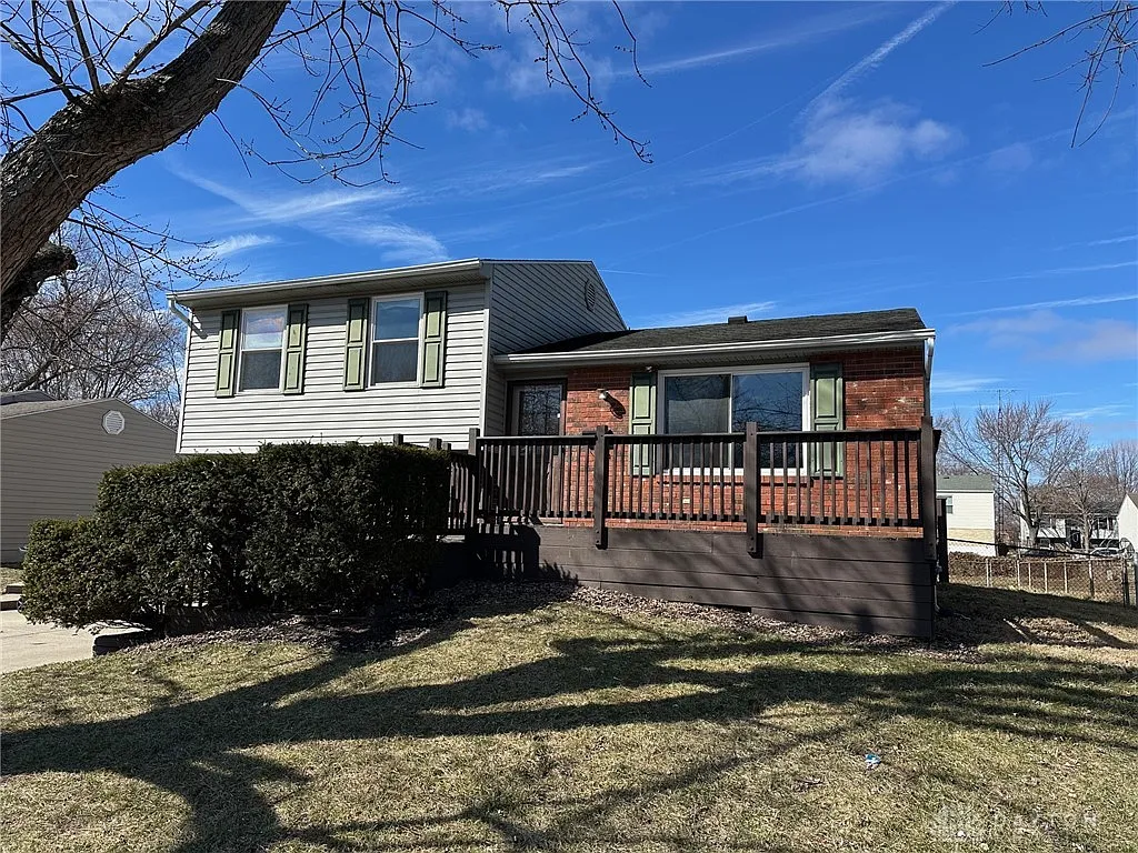 106 Walden Farm Cir photo 1