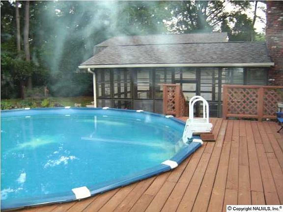 5th image of 10007 Louis Dr SE