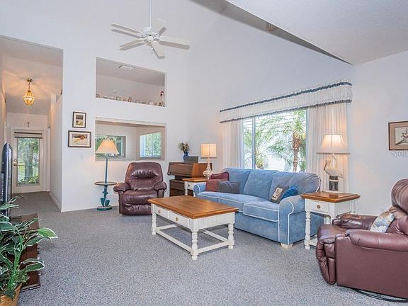 4th image of 13576 Lake Point Dr S