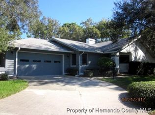 1 Muirfield Ct W, Homosassa, FL 34446
