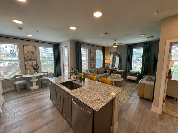 (undisclosed Address), San Marcos, TX 78666