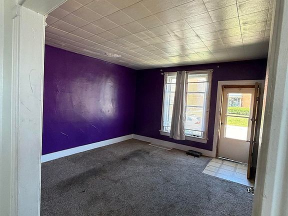3rd image of 723 Cottage Ave
