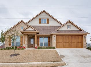 3320 Greenway Dr, Burleson, TX 76028