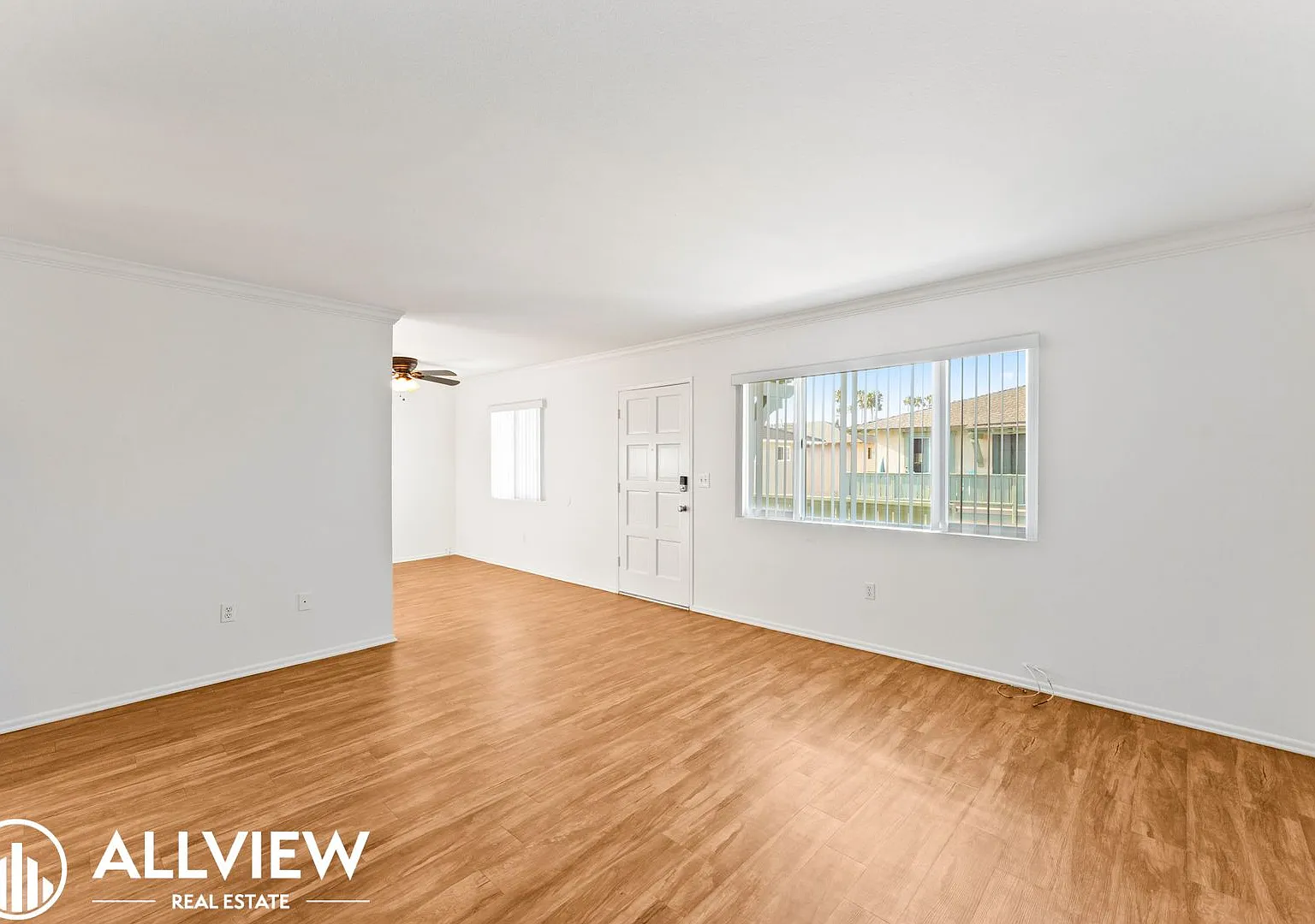 16661 Tunstall Lane — Photo 4