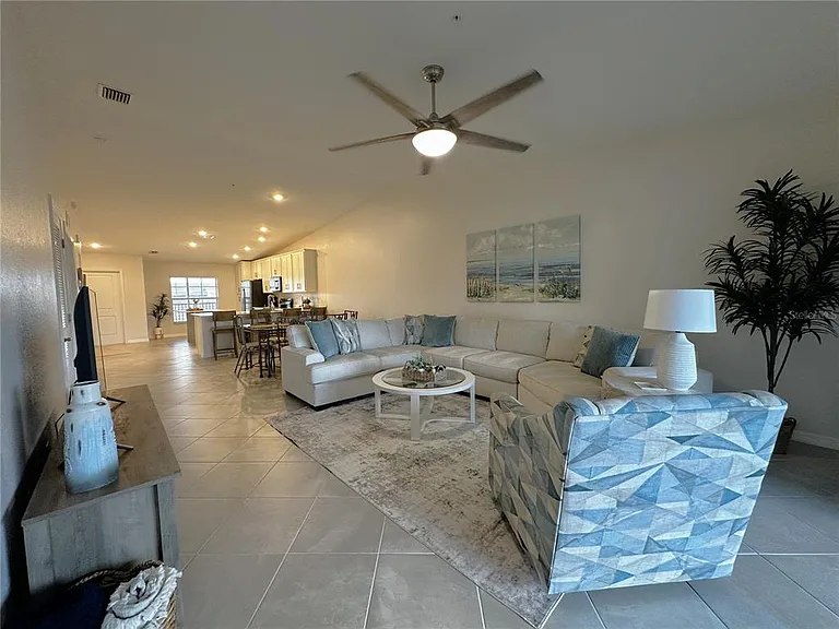 14231 Heritage Landing Blvd #1928 — Photo 10