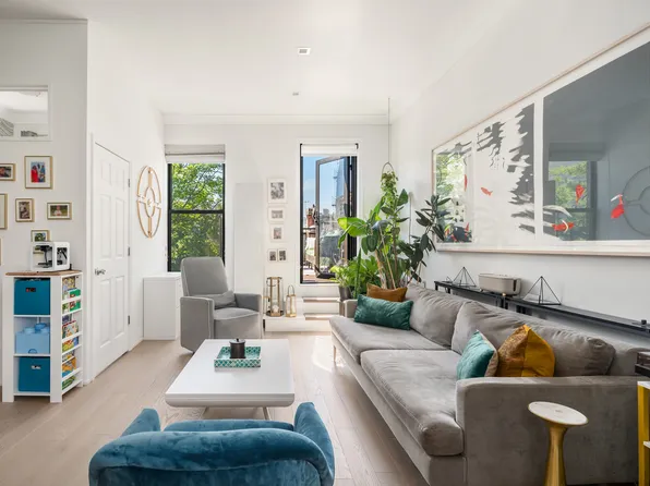 44 West 90th Street image 12 of 23