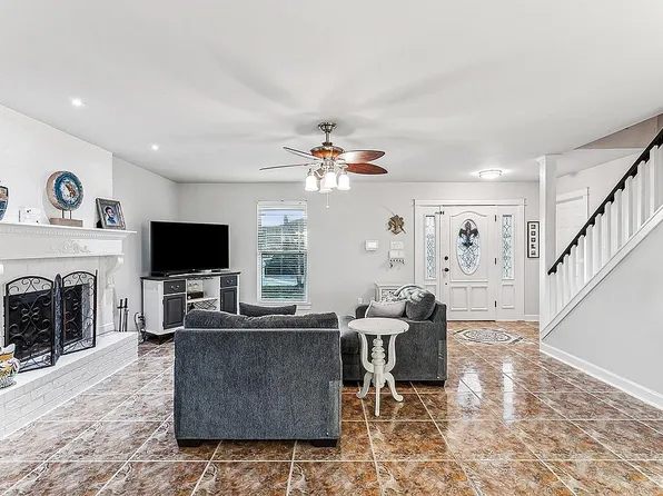 4202 Platt St, Kenner, LA 70065