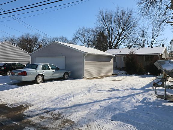 2nd image of 3842 Johnson Ave