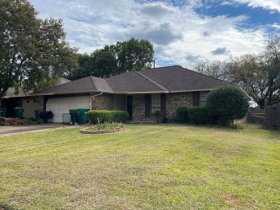 2nd image of 651 E Brookside Dr