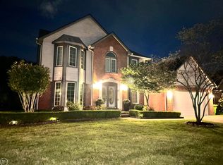 46324 Fairwind Rd, Macomb, MI 48044