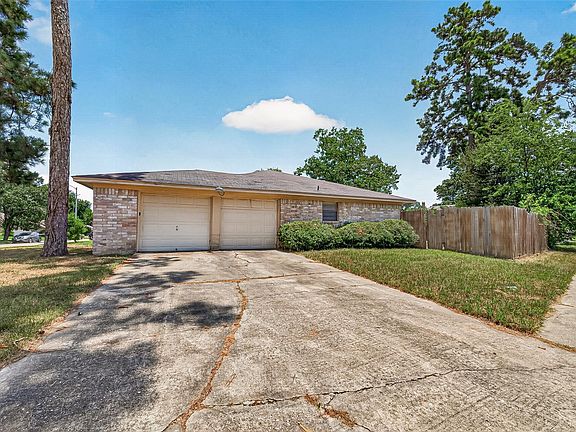 3rd image of 5510 Bridgegate Dr
