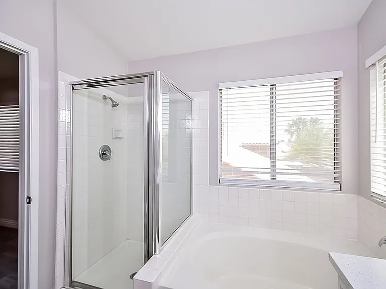 1915 Casa Verde Dr — Photo 16