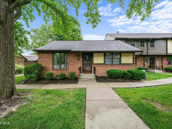22 Knollwood Dr, Perrysburg, OH 43551