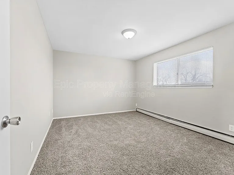 4064 Columbus St #6 — Photo 8