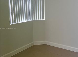 315 SW 113th Way #315, Hollywood, FL 33025