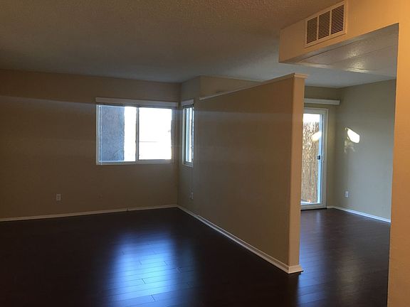 3rd image of 13800 Sherman Way #17954495