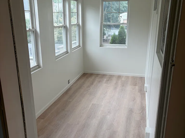 37 Rogers Park Ave #2 — Photo 8